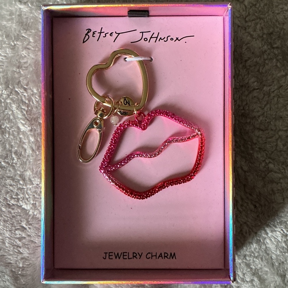 Betsey Johnson Glittering Pink Lip Charm